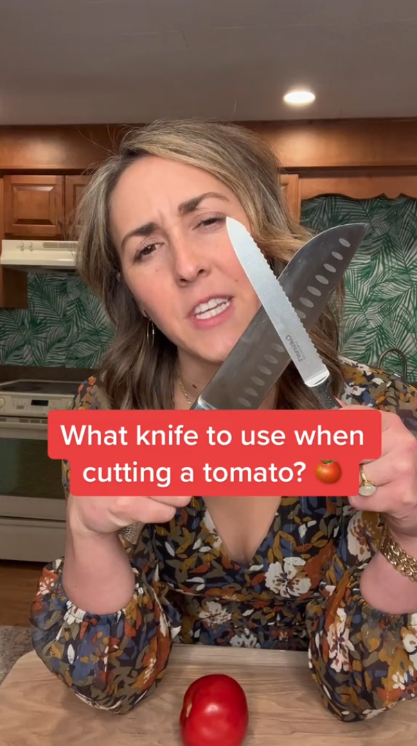 Easy tomato cutting tip for better kitchen prep