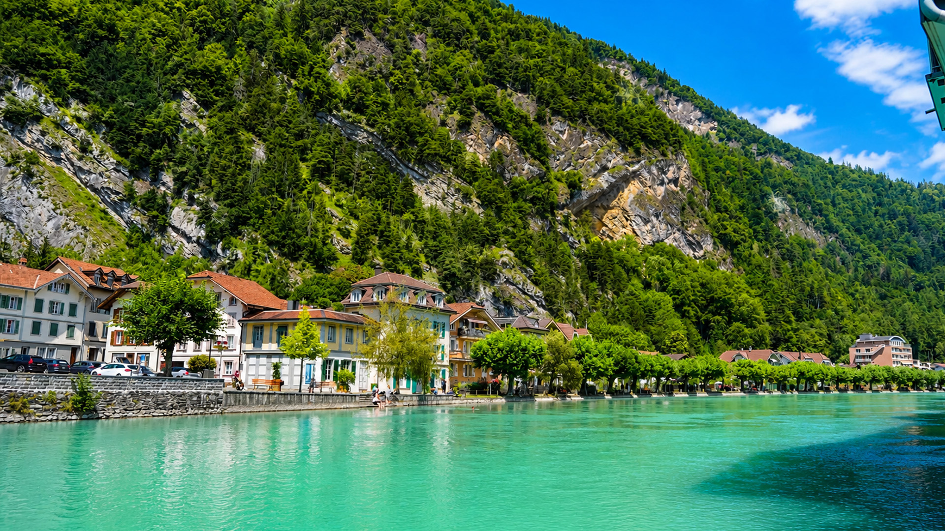 Interlaken i Sveits ligger mellom to vakre sveitsiske innsjøer (4K)
