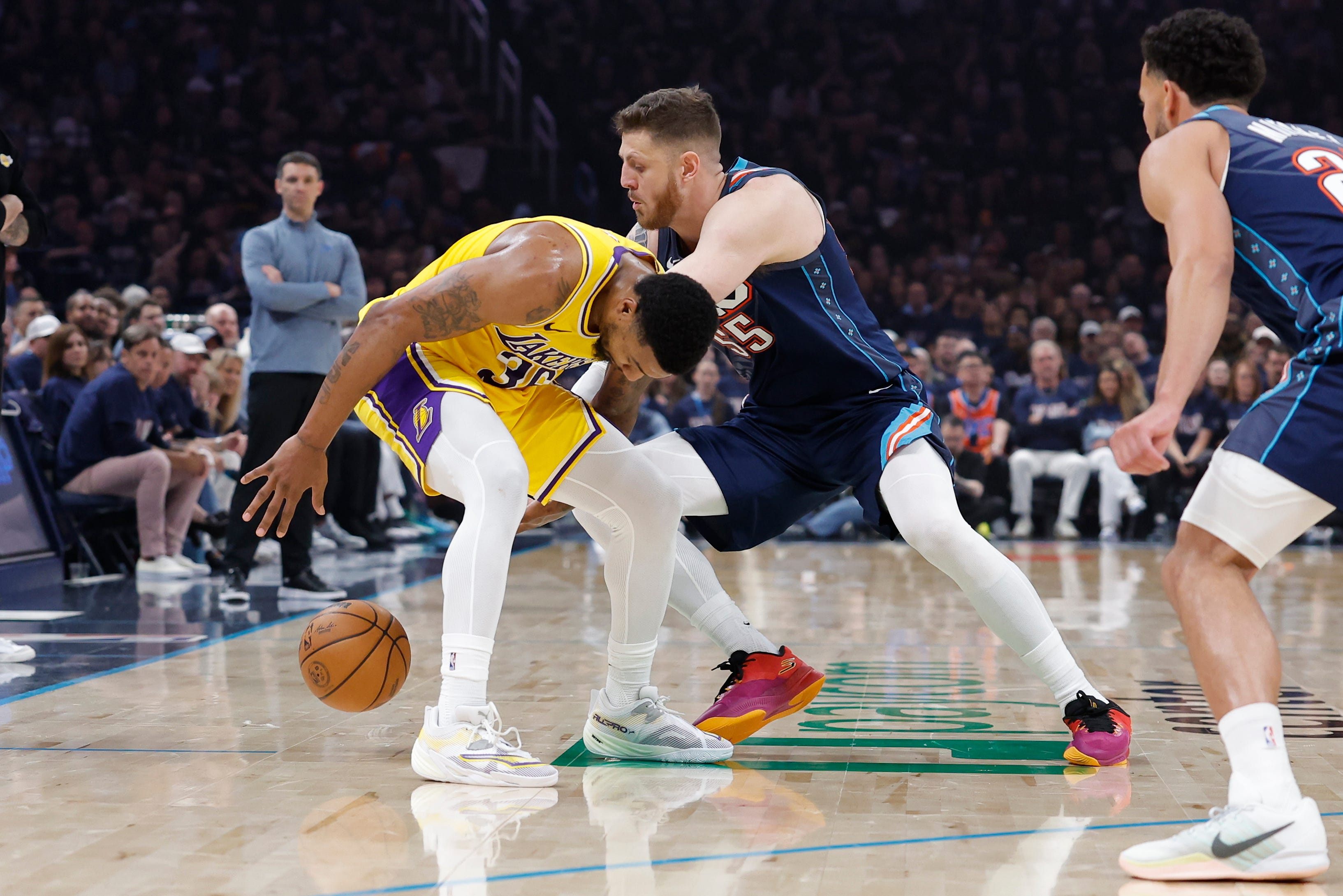 Photos: Best images from Thunder's 125-107 Game 2 win over Lakers