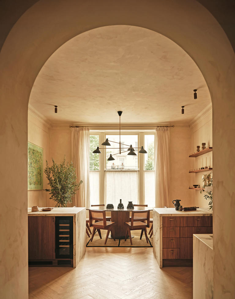 Soho House was the inspiration for this duplex in London's Little ...