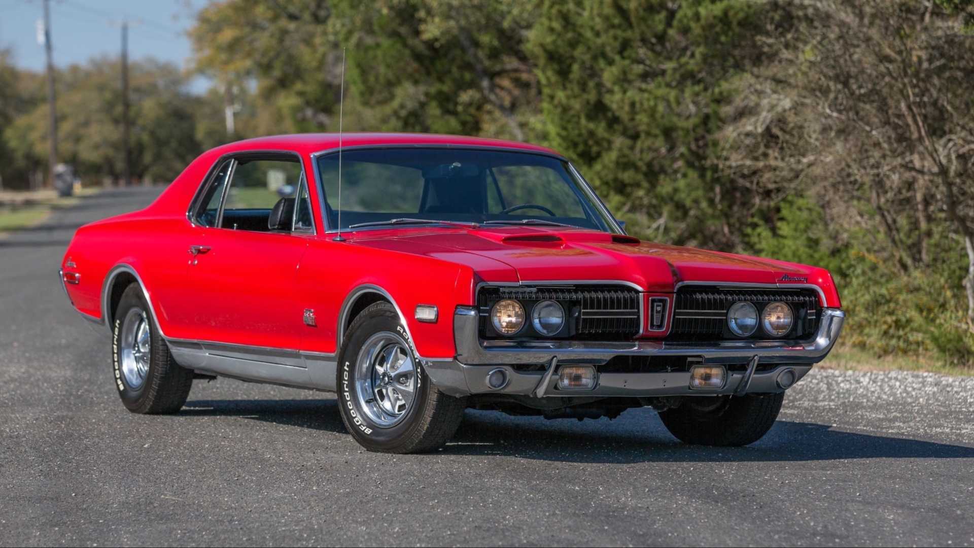 3/4 front view of 1968 Mercury Cougar GT-E