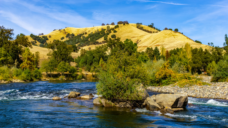 'California's Best River Town' Is A Charming Escape Packed With Thrilling Outdoor Adventures Near Sacramento