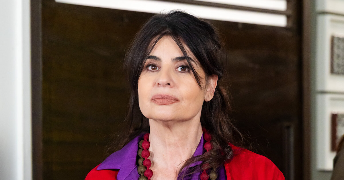 Anticipazioni Un posto al sole: Serena contatta Monica, ma servirà?