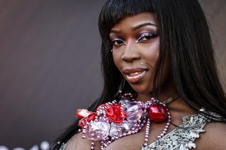 Festival de Cannes : Theodora et Oklou vont interpréter une chanson des ...