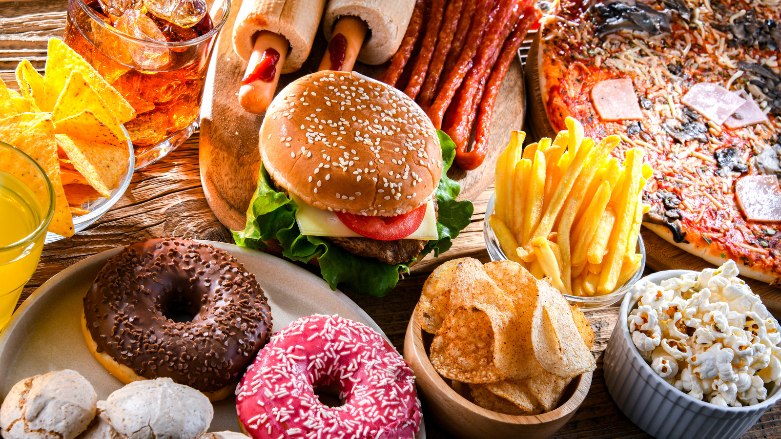 The Rich Secret 6 Fast Food Chains That Use Real Butter For Their Burgers