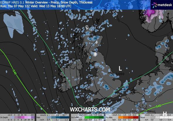 UK weather maps show 21 hour snow blizzard in May as 9 counties buried ...