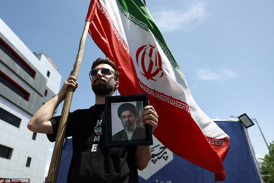 US unleashes midnight strikes on crucial Iran oil port