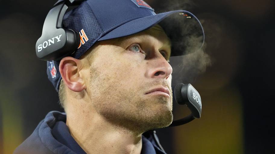 Bears' average roster age is proof of what's at stake in 2026 season