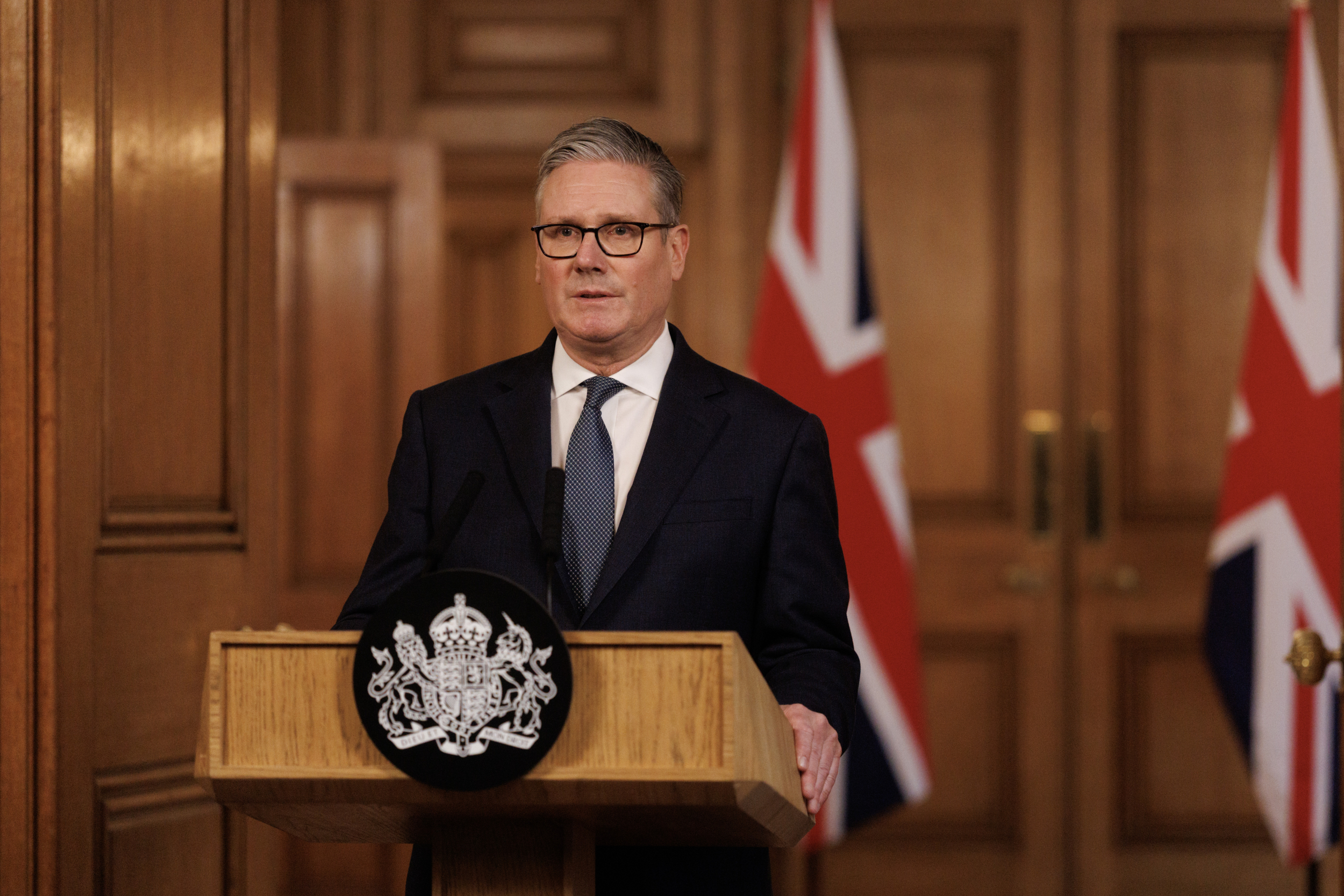 Early UK election results: Labour battles losses in early counts as ...