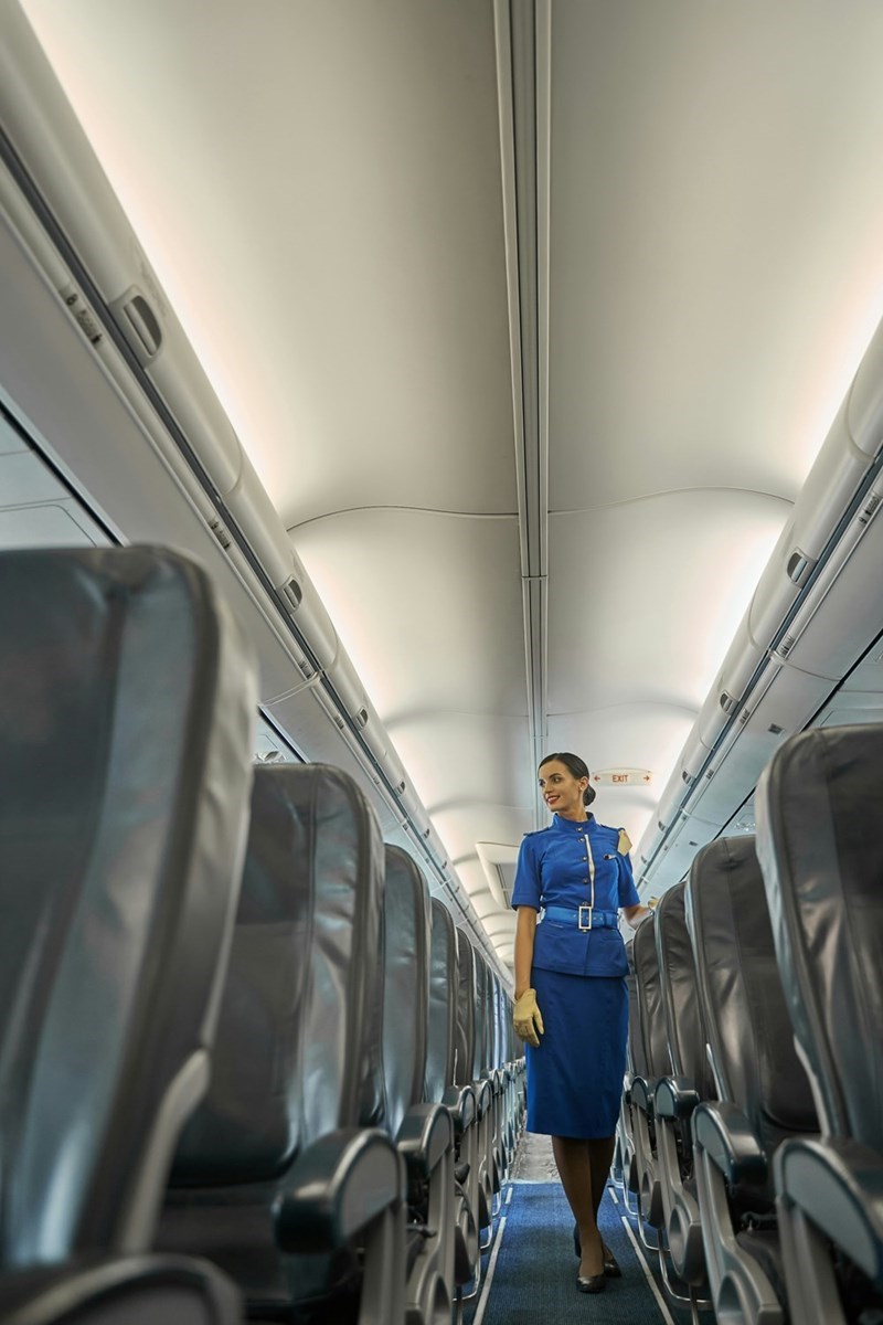 Parents leave teen kids to sit alone in coach to torture other ...