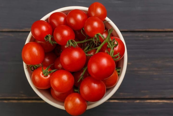 10 low-maintenance vegetables to grow in containers