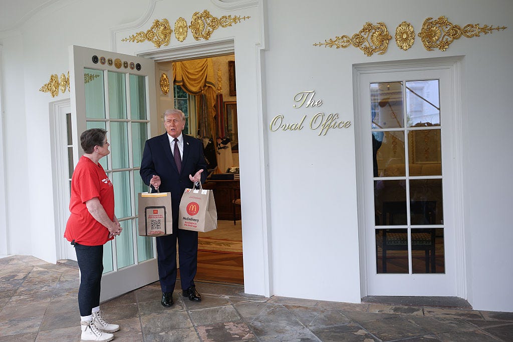 Gold, gold, and more gold: All of the decor changes Trump has made to ...