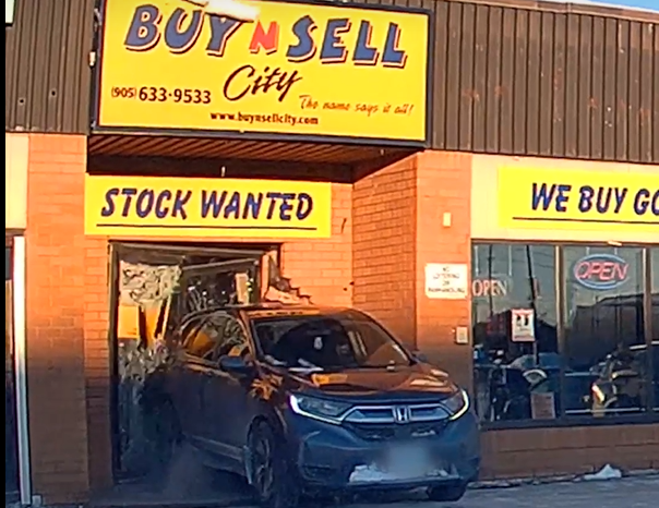 Police arrest suspects in 10 jewelry store smash-and-grab robberies ...