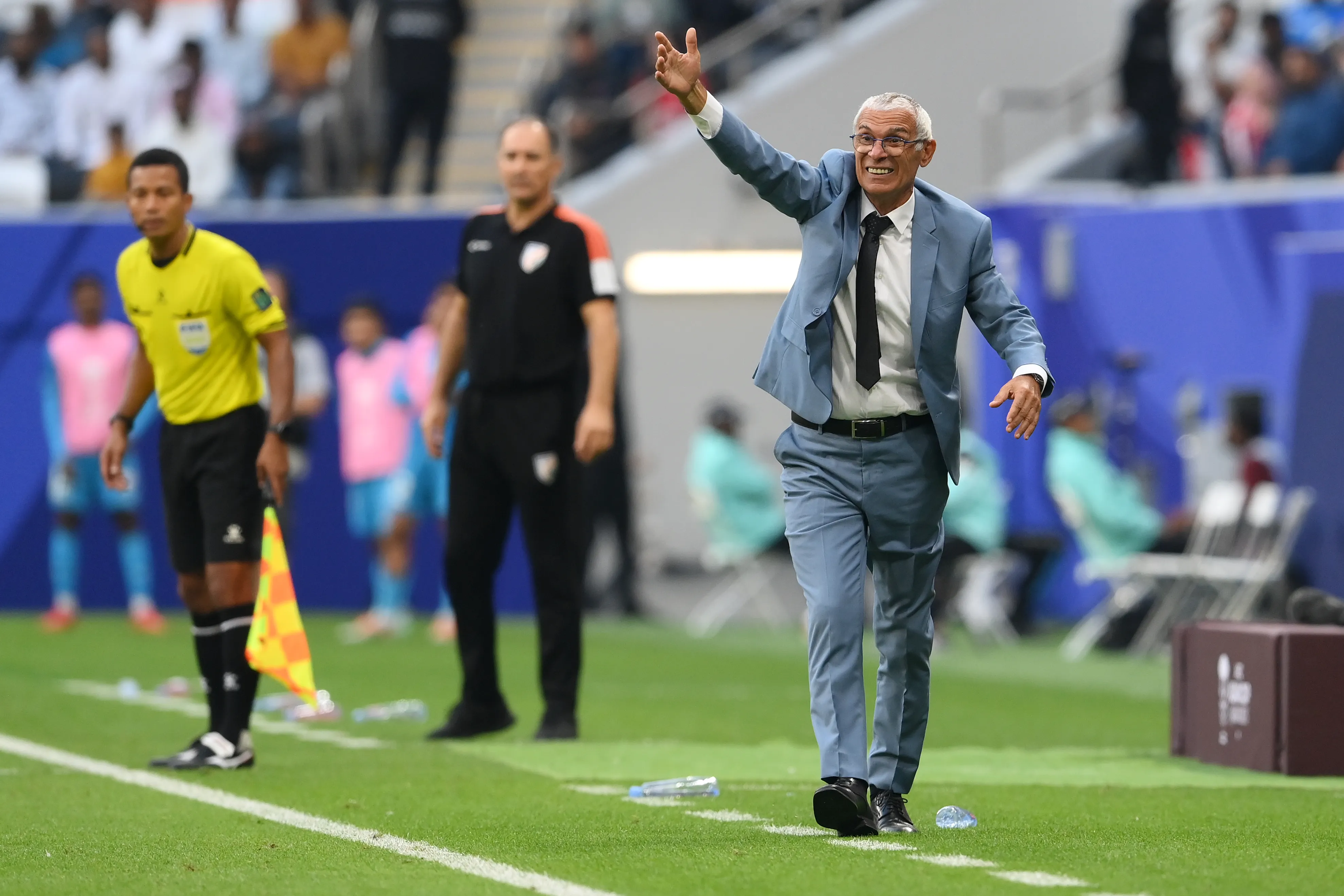 Héctor Cúper quiere volver y dirigir a Ferro con 70 años