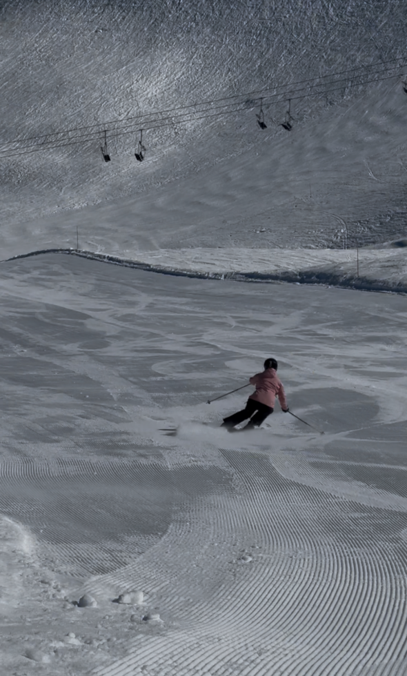 Everybody hits the slopes in peak winter but I decided to try it late ...