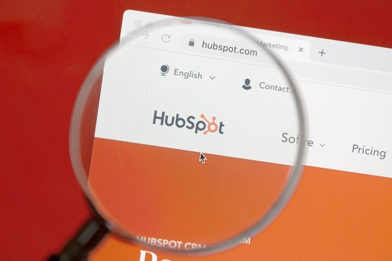 HubSpot stock breaks lower following revenue guidance miss and analyst cuts