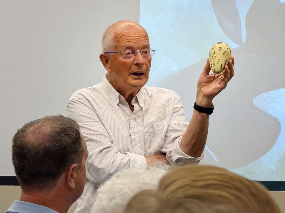 'Superstar' UK bird expert takes flight to Windsor-Essex