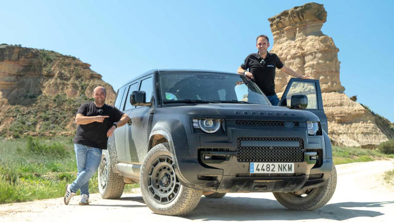 Defender OCTA, al límite: motor V8, 635 CV y puesta a punto deportiva ...