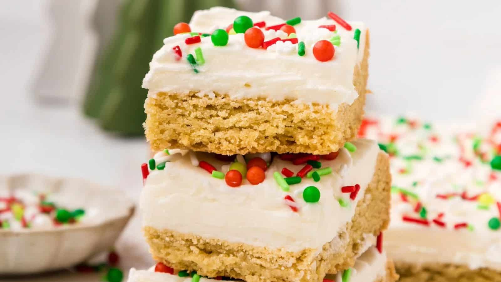 14 cookie bars you can mix, bake, and eat in under 45 minutes