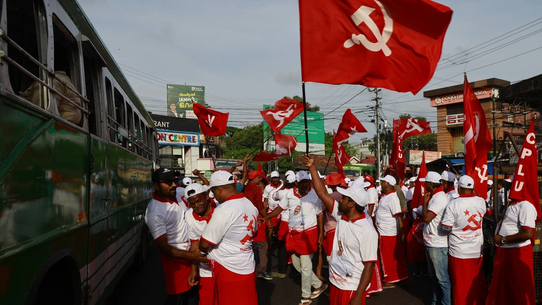 Congress high command to decide Kerala CM amid factional battle
