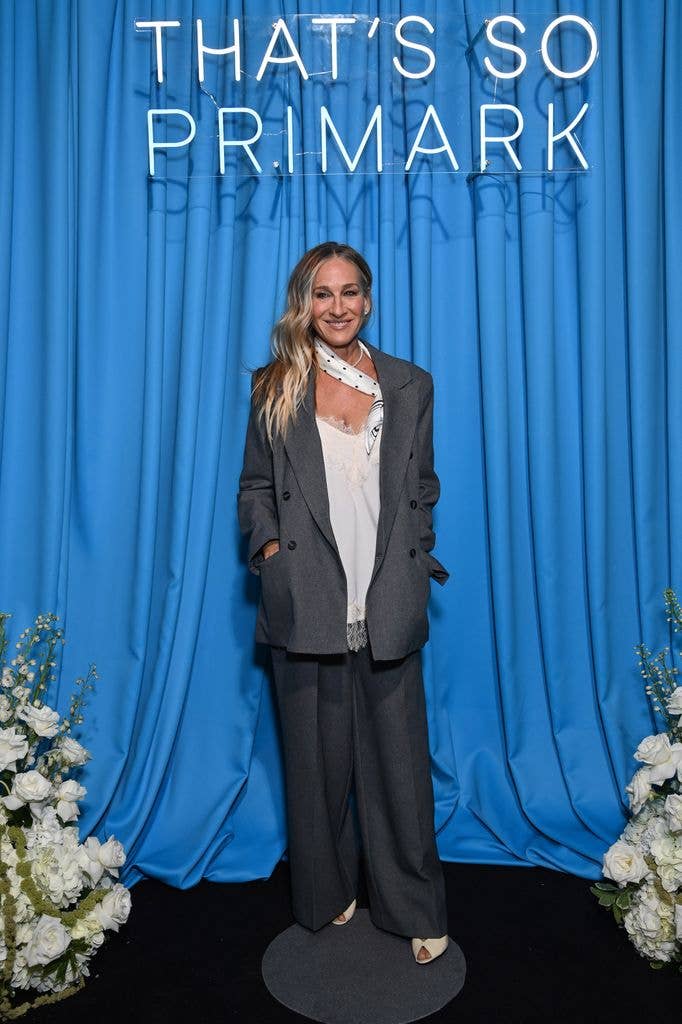 Sarah Jessica Parker just wore top-to-toe Primark - and just like that ...