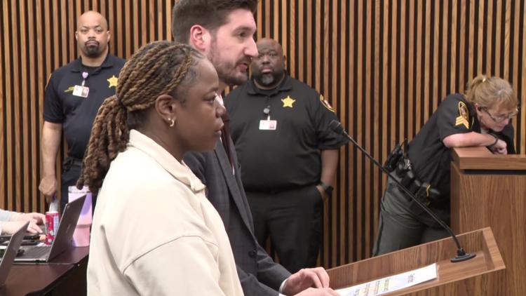 Former, current Cleveland police officers plead not guilty in alleged ...