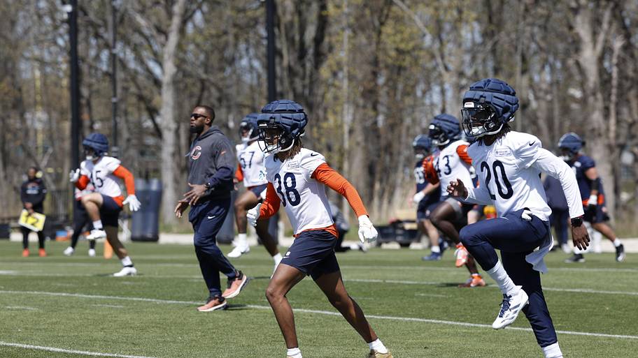 Bears finally make inevitable decision on forgotten draft pick