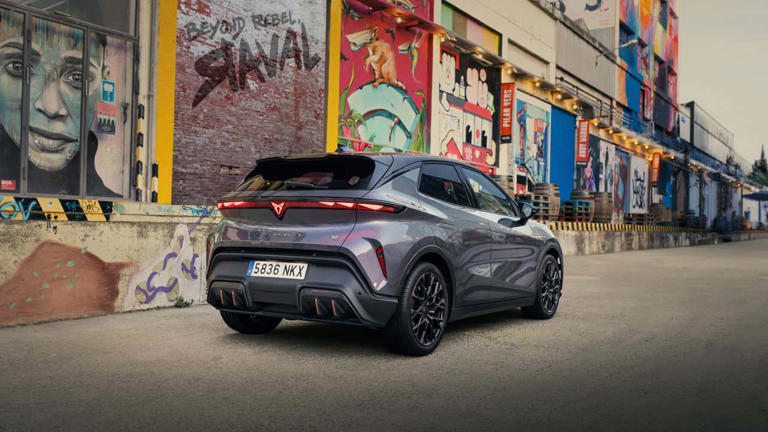 Questa sì che si guida bene! La prova della Cupra Raval