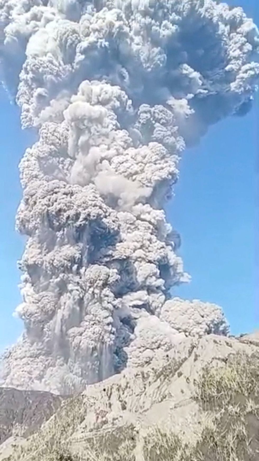 Massive volcano kills hikers in Indonesia sparking emergency rescue mission