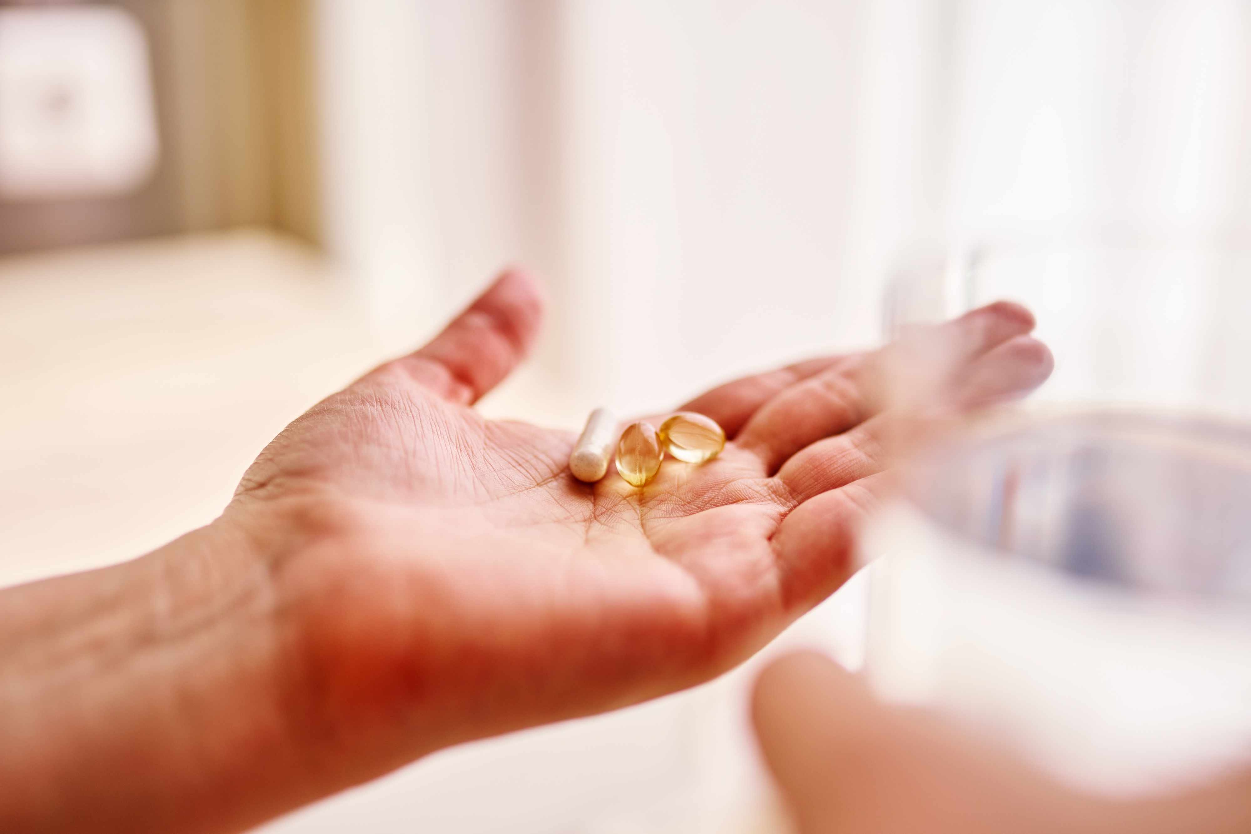 A PharmD shares 5 supplements that can affect your blood sugar