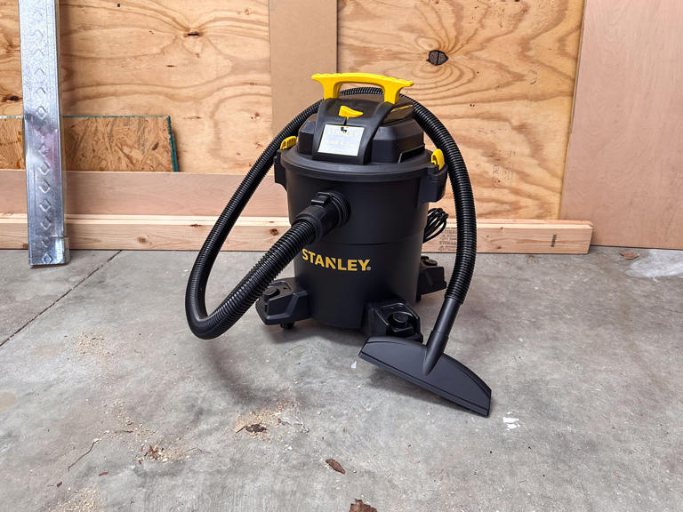 We tested shop vacs on both wet and dry messes, and Vacmaster cleaned ...