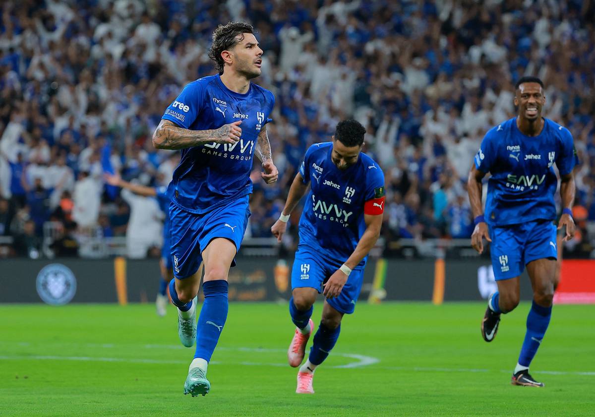 al-hilal-de-r-ben-neves-conquista-ta-a-do-rei-da-ar-bia-saudita
