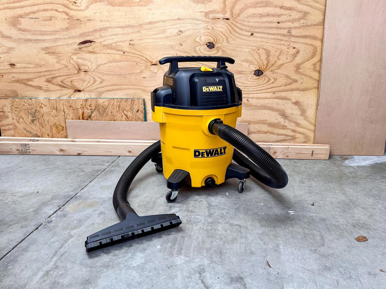 We tested shop vacs on both wet and dry messes, and Vacmaster cleaned ...