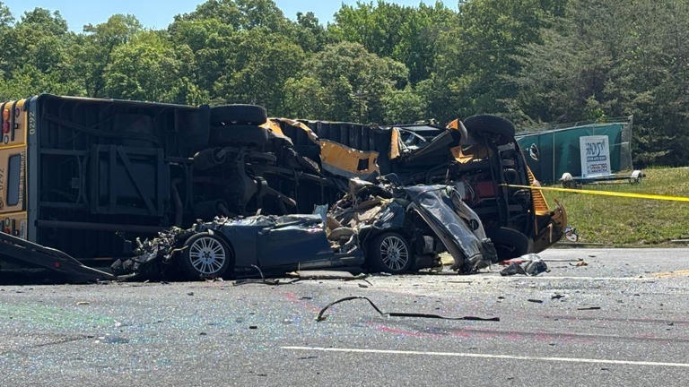 1 dead, 2 hurt after crash involving school bus in Prince George's County