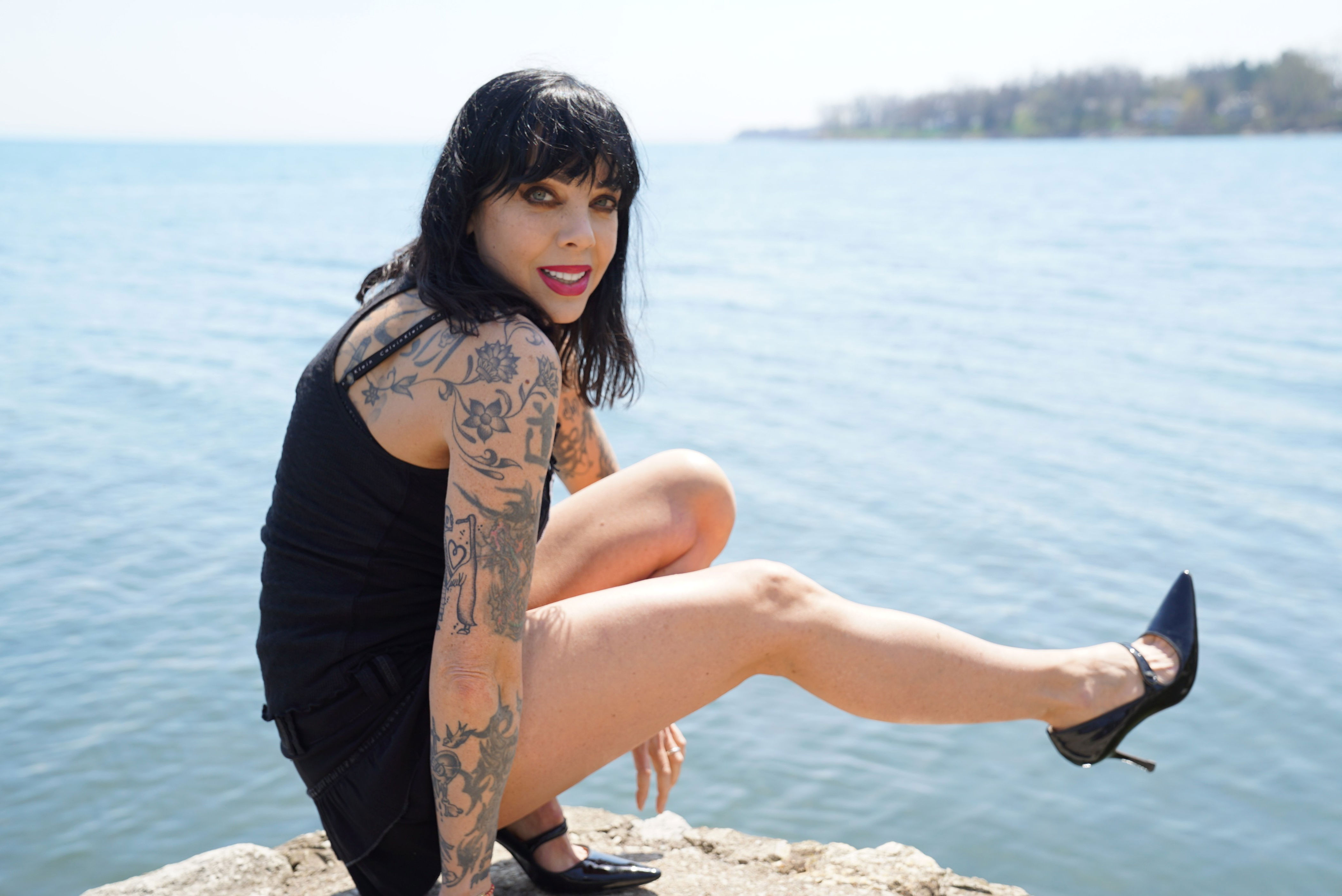 I cut my bangs with kitchen scissors: Bif Naked opens up about her new ...