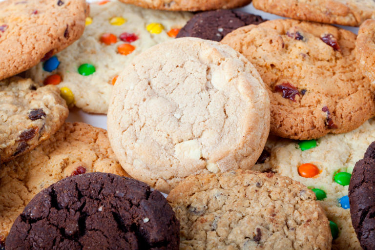 4 students bought cookies at school. Then they got sick