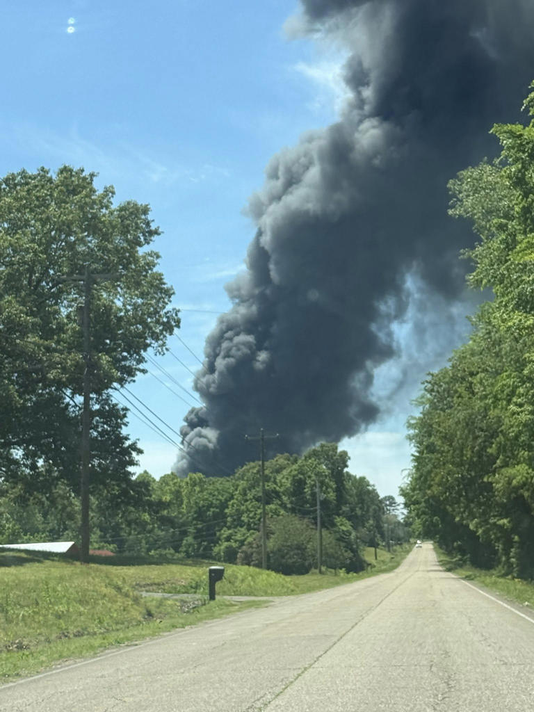 Massive factory fire almost fully extinguished after firefighters ...