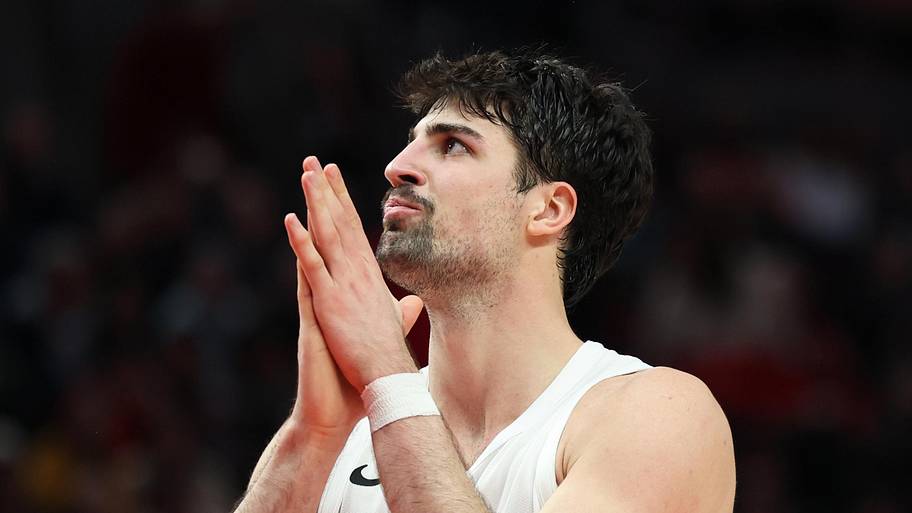 Mar 10, 2026; Portland, Oregon, USA; Portland Trail Blazers forward Deni Avdija (8) reacts to gameplay against the Charlotte Hornets during the second half at Moda Center. Mandatory Credit: Jaime Valdez-Imagn Images | Jaime Valdez-Imagn Images