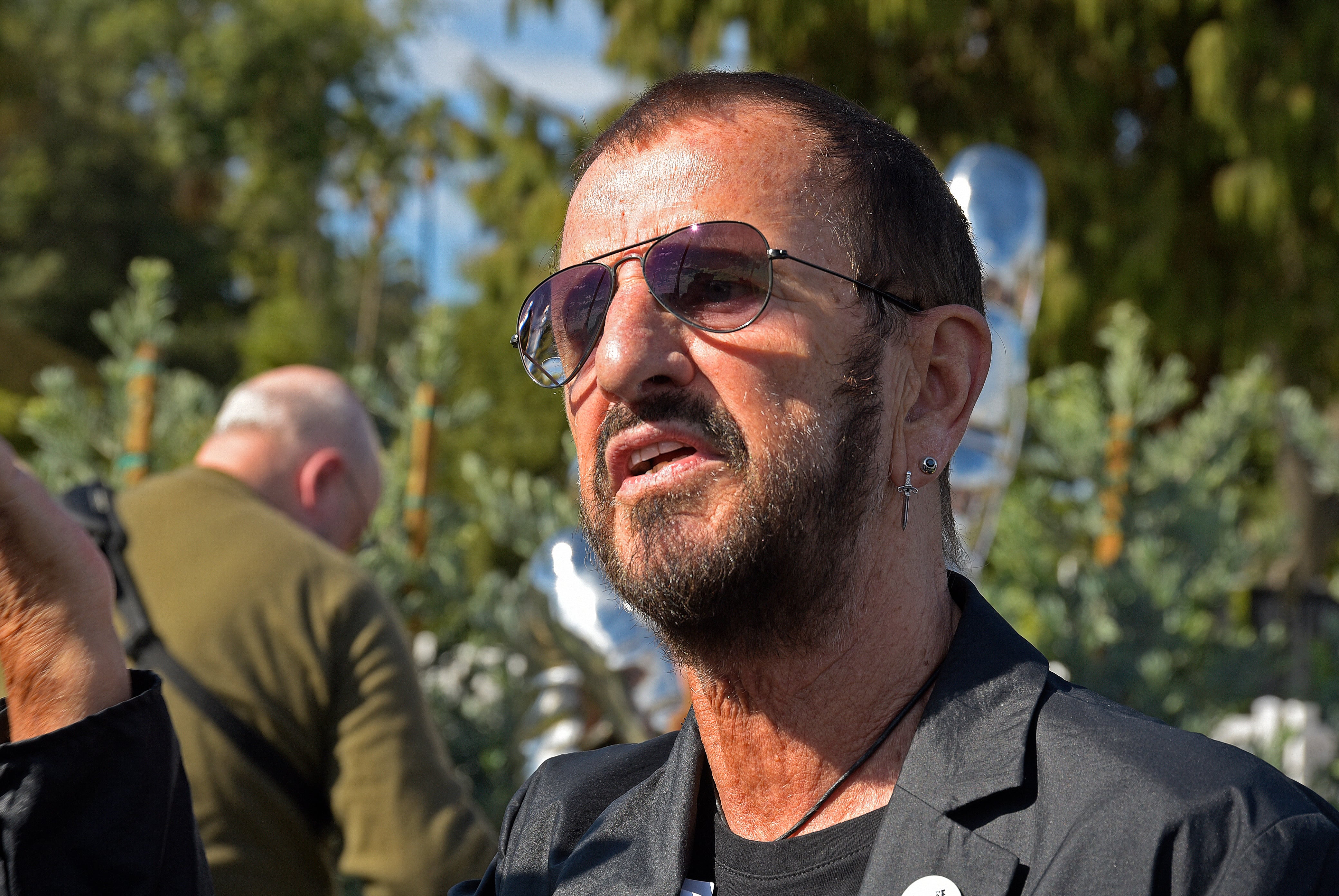 BEVERLY HILLS, CALIFORNIA - NOVEMBER 02: Musician Ringo Starr attends a public art dedication for his donated sculpture