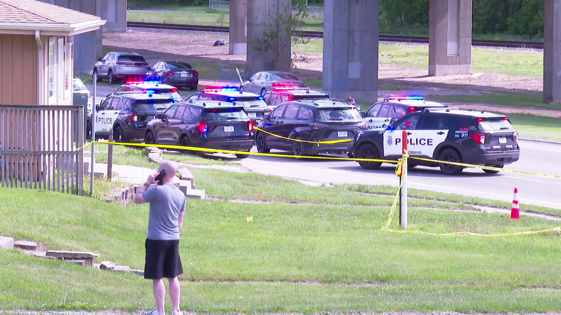 Douglas County Sheriff’s Office deputy injured, suspect killed in South ...