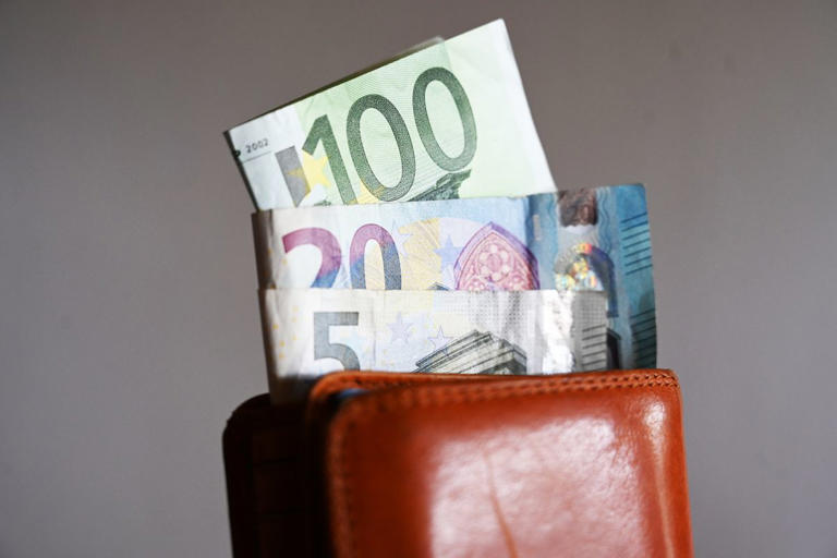 Beim Einkaufen in Osttirol bestohlen: 79-Jährige verlor Hunderte Euro ...