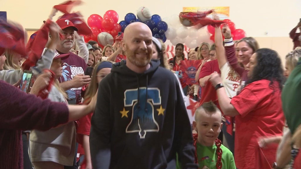 Beloved teacher recovering from aggressive cancer honored by ...