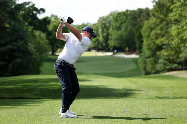 What Wayne Riley noticed about Rory McIlroy while watching him close up ...