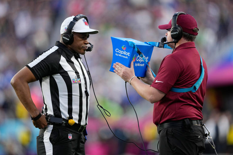 NFL and referees agree on a 7-year collective bargaining agreement ...