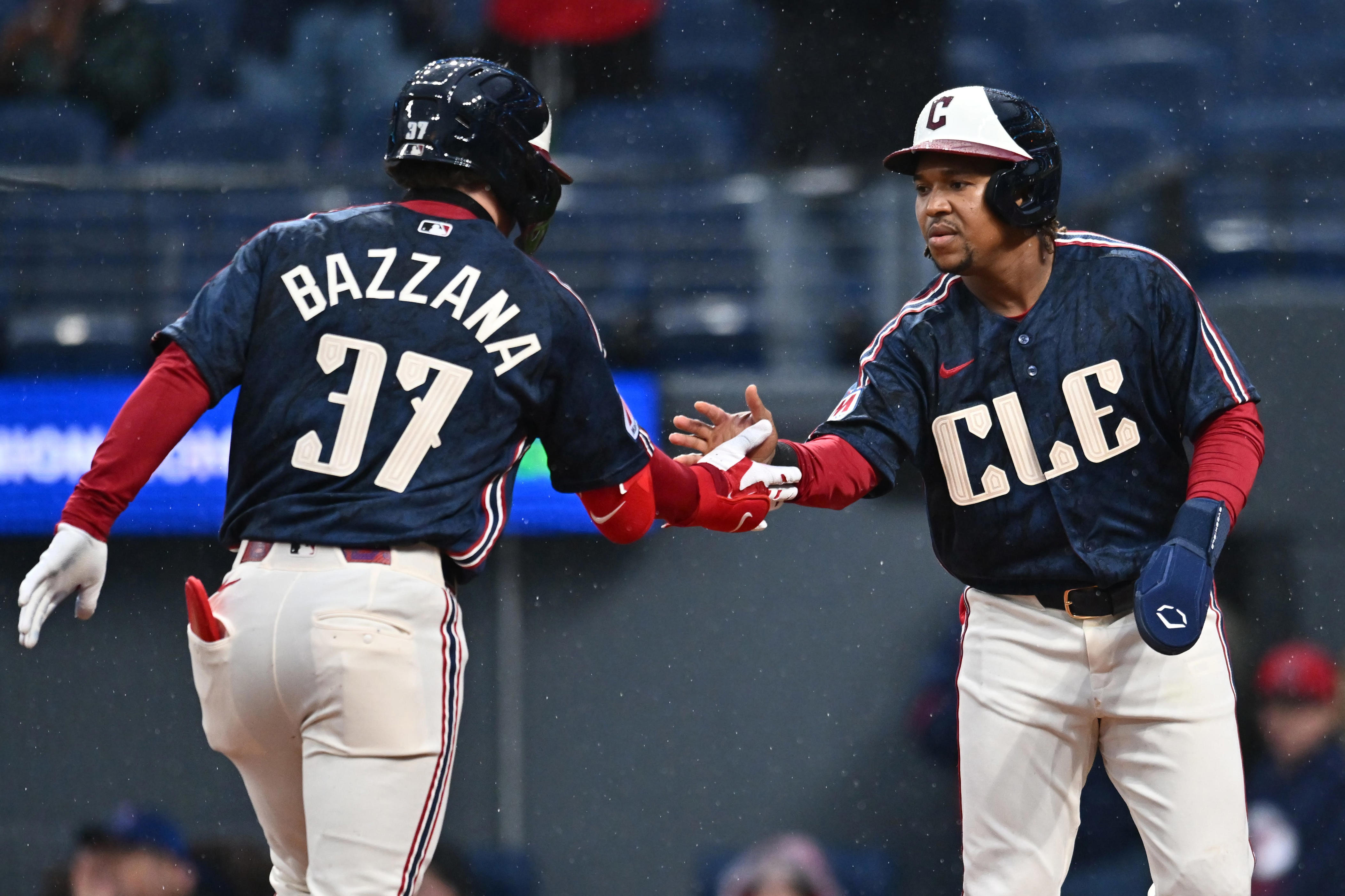 Travis Bazzana shows power, athleticism in Guardians win over Twins