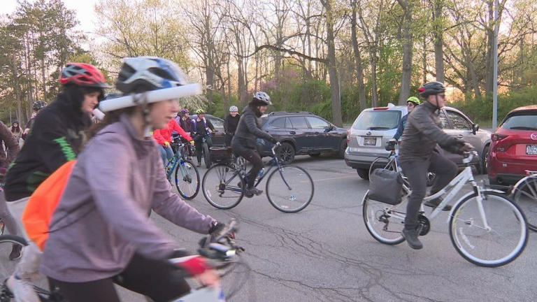 People ride their bikes in Light Up the Night Ride! to kick off ...
