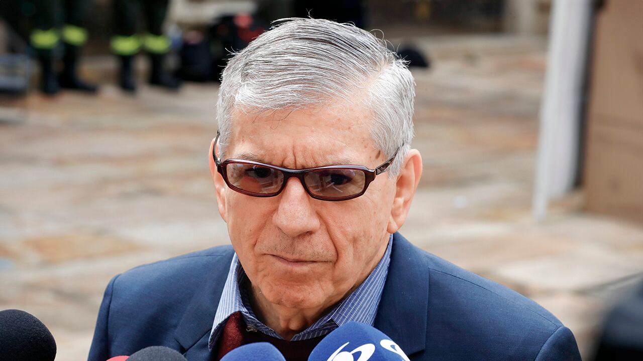 César Gaviria arremete contra Petro y asegura que la paz total genera una “rendición” frente al narcotráfico