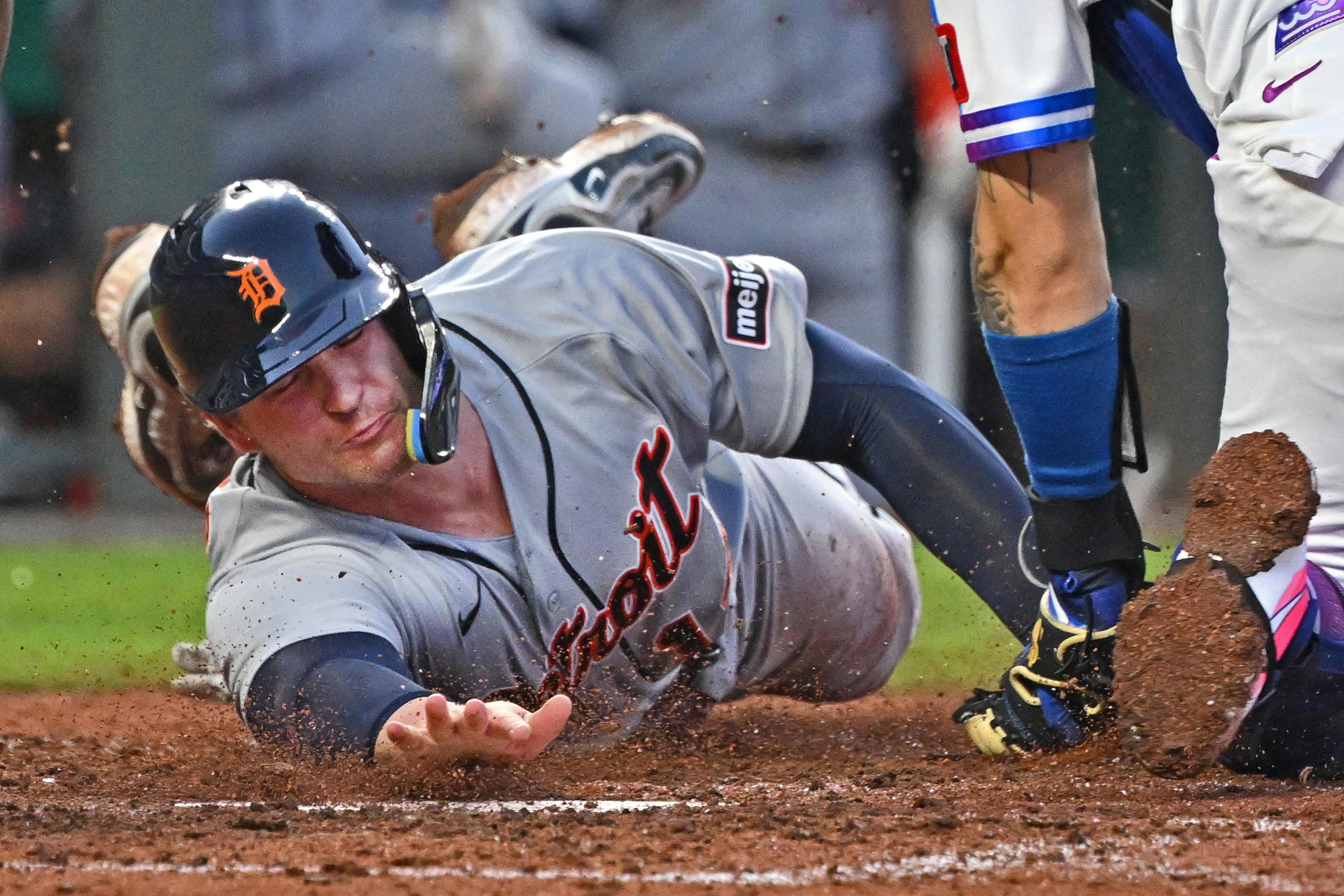 Tigers fail to protect 3-1 lead, lose to Royals on walk-off single