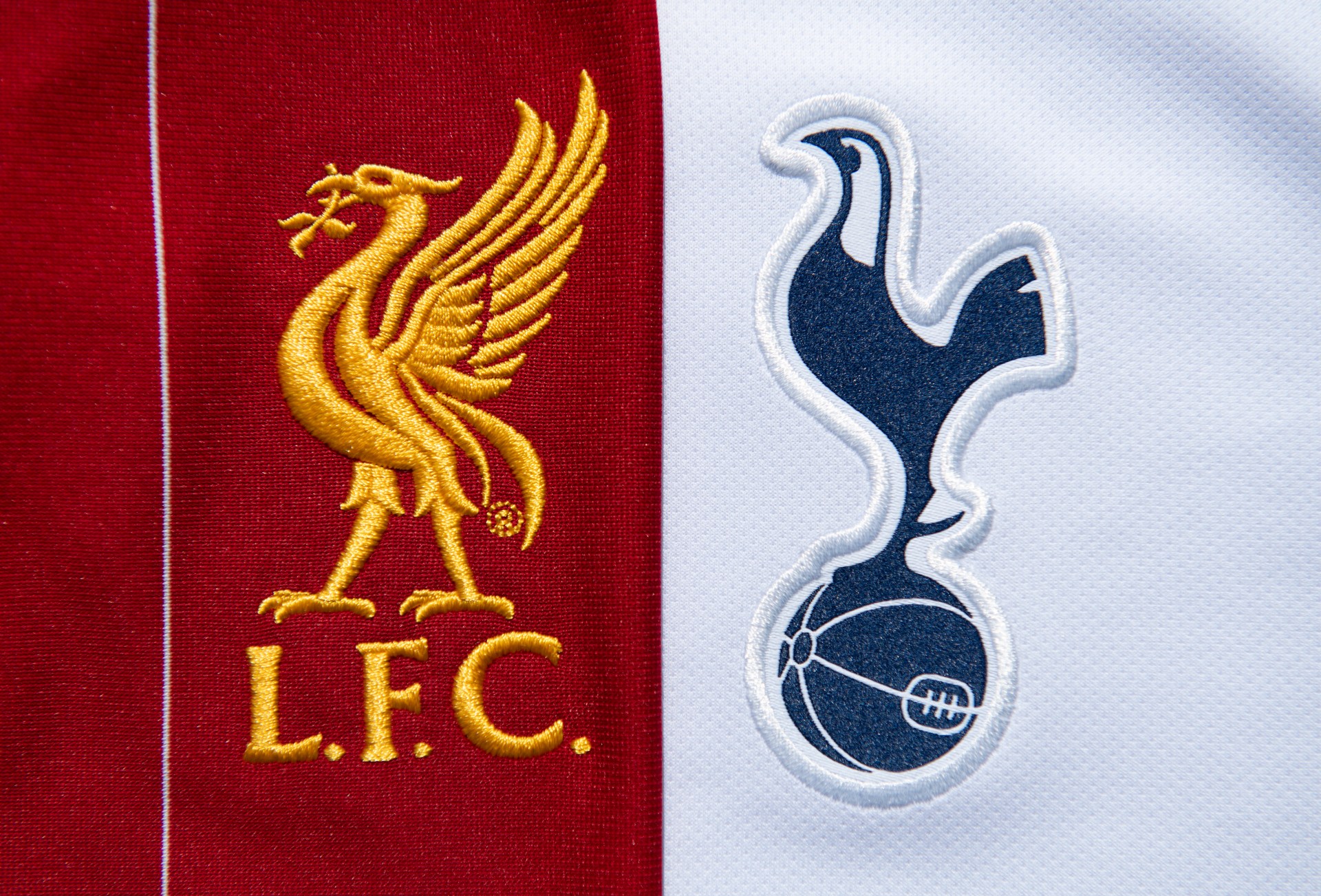 Liverpool tipped to sign Micky van de Ven