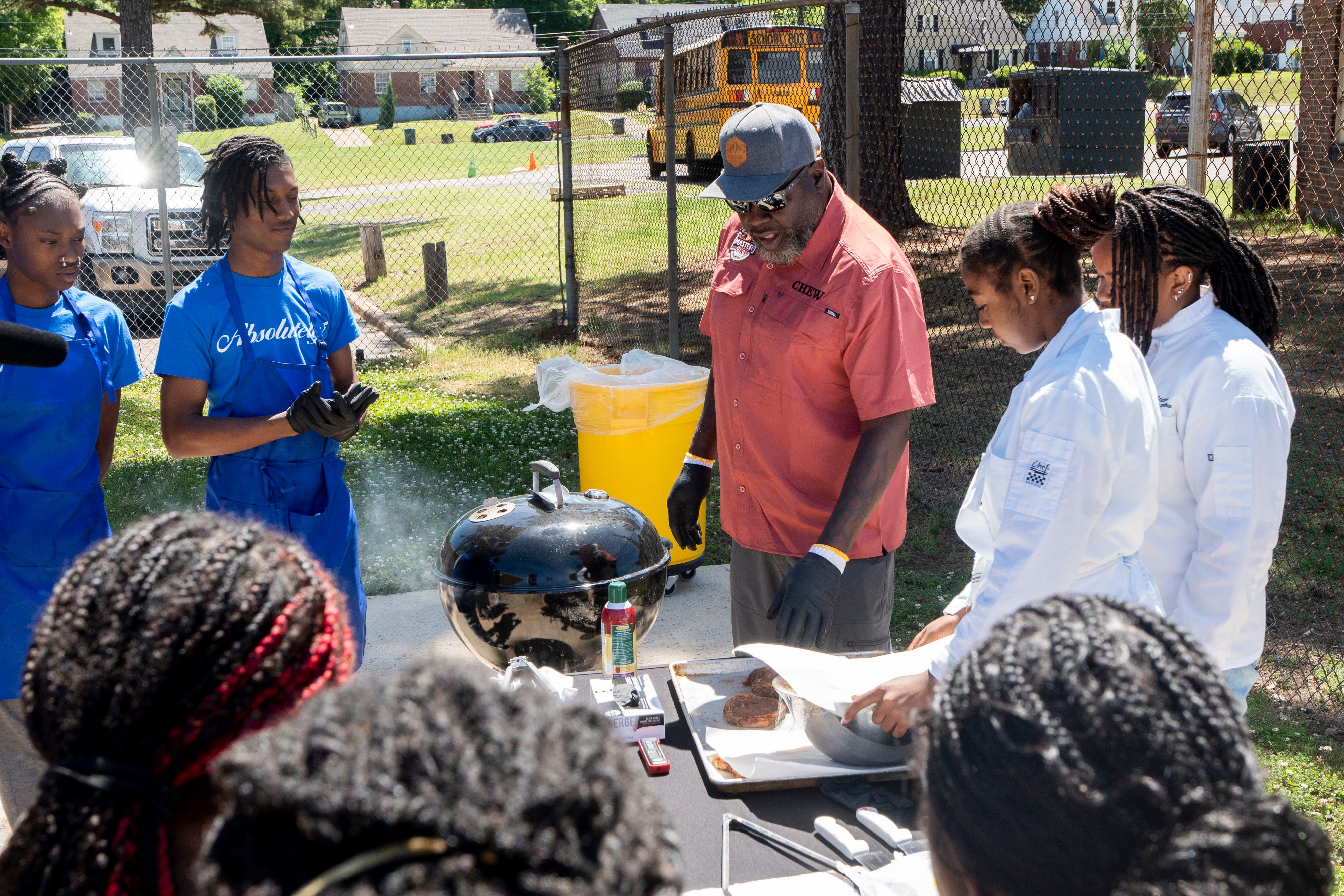 Memphis high school teams head to BBQ bootcamp before competition